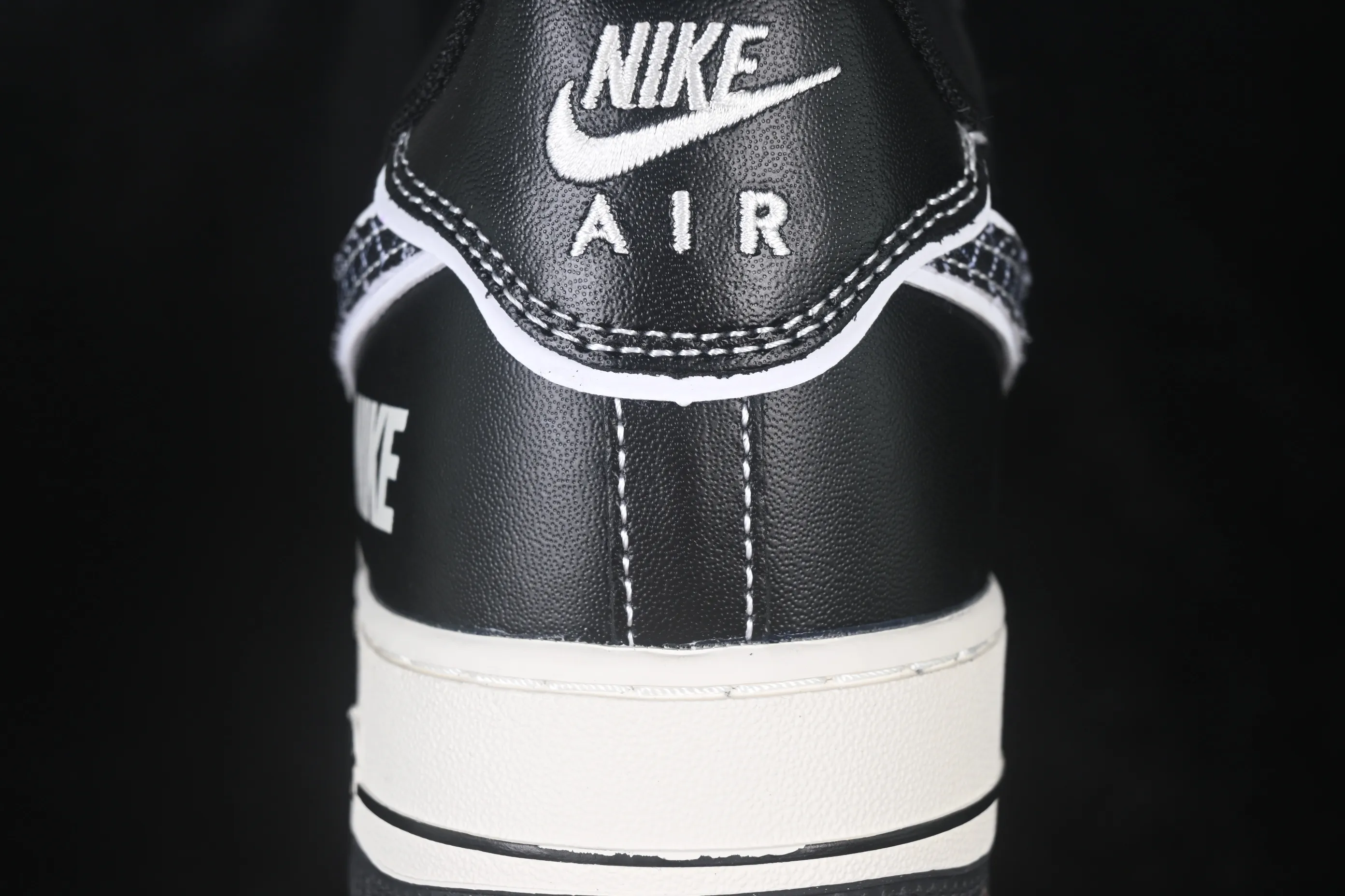 All categories Nk Air Force 1 Air Force series Nk Air Force 1 Low Air Force low-top Nike Air Force 1'07 Low Air Force 1 low-top casual sneakers GS2288-011